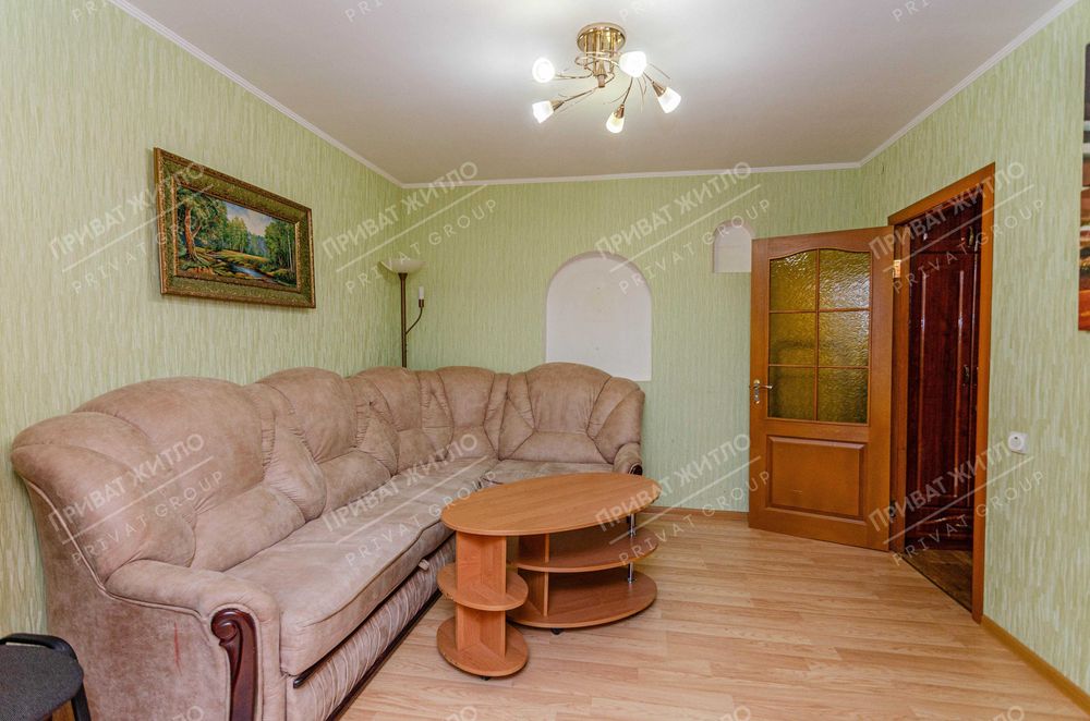 Квартира в цегляному будинку 44м2 з окремим входом!