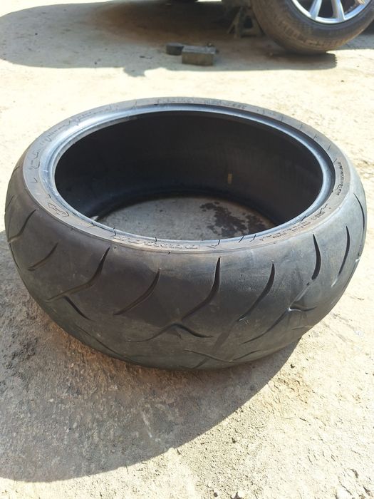 Opona motocyklowa 240/40/18 Dunlop r18