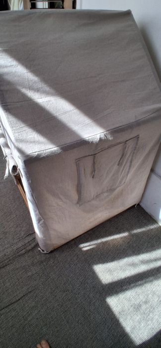 Tenda de criança como nova