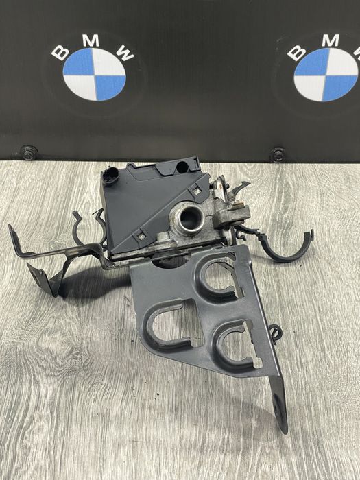 Догреватель Тосолу БМВ Х3 Е83 Е46 2.0d 64126918806