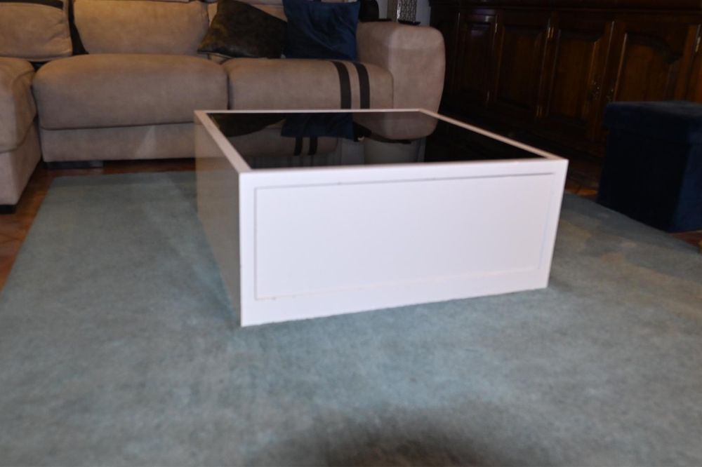 Mesa de centro de Sala de Estar lacada com tampo em espelho