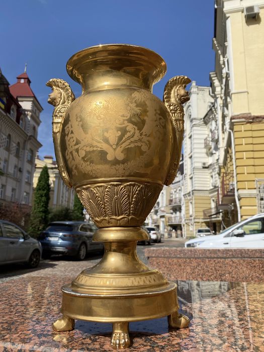 Старовинна порцелянова ваза. Позолота. Франція антик