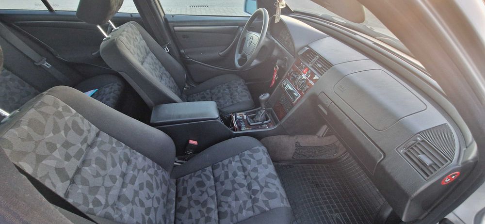 Mercedes w202. CDI. Stan BDB. Doinwestowany.