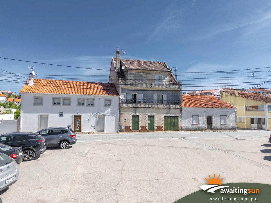 Moradia T6 com Licença de Habitação – 429 m² | 3 casas de banho