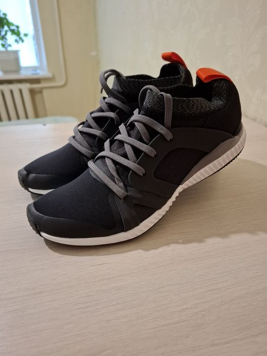 Кросівки жіночі adidas