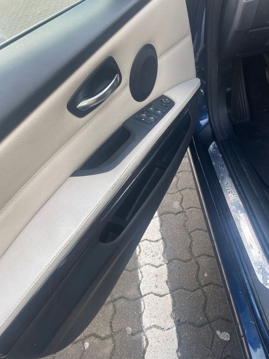 Bmw 320d touring 2013 •Edição Especial exclusive leder •176.000km