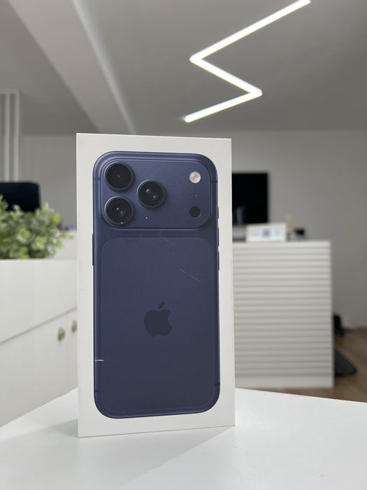 iPhone 17 Pro 256gb - Novo!