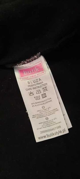 Czarna bluza (Butik)