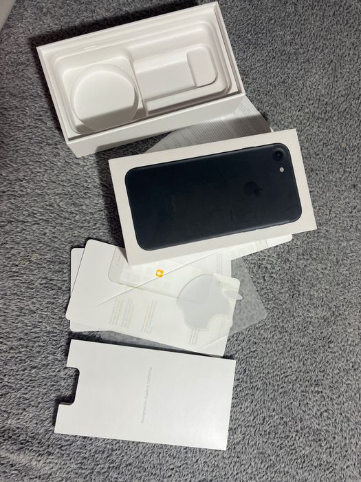 IPhone 7   32 GB