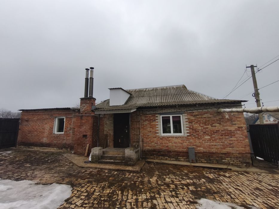 Продам гарний будинок з ремонтом с. Бездрик 10 км від Сум
