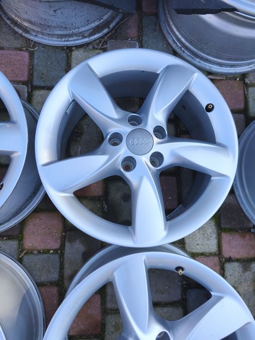 Felgi aluminiowe 17 5x112 Oryg Audi A6 C7 C6 A4 B8 B9 B7 B6 A5 B10 - 5x112
