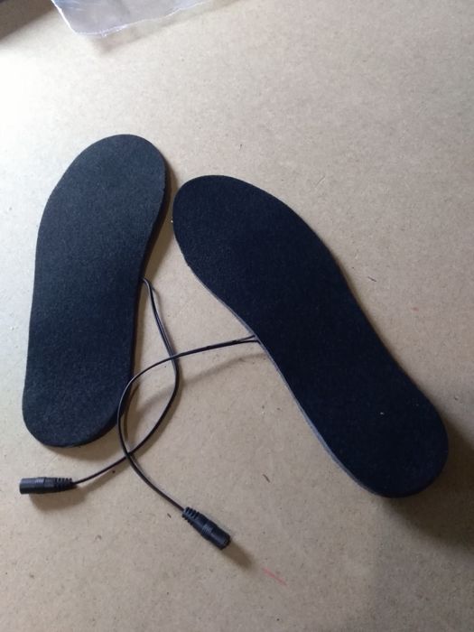 Стельки с подогревом от повербанка.