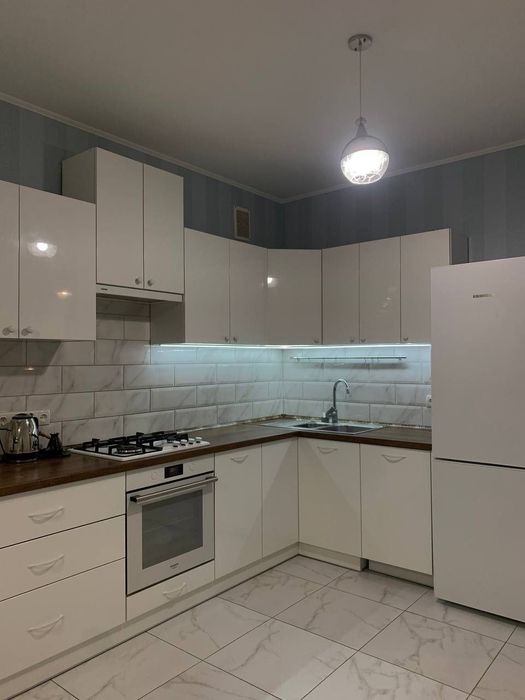 Здається Шикарна 2 кімната квартира по Барському шоссе, перша здача.