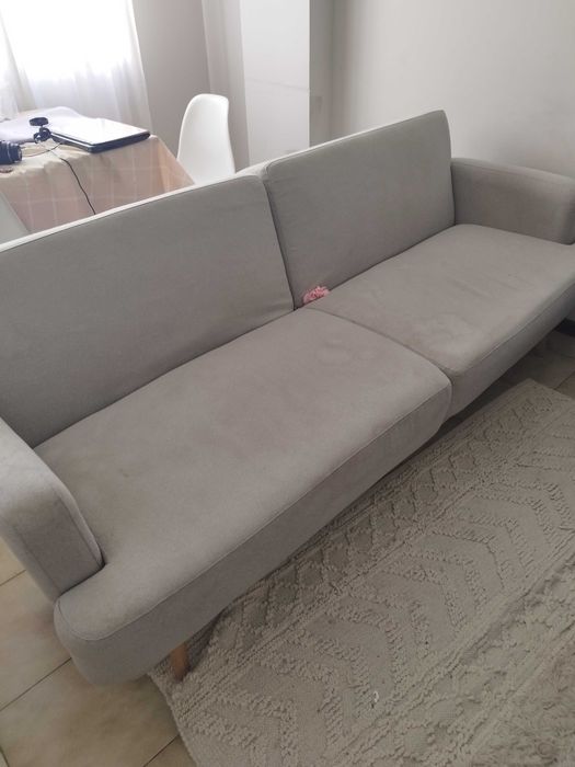Vendo Sofá-Cama + Tapete Branco Bege
