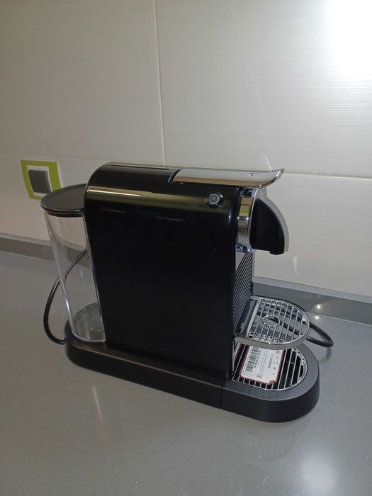 Máquina de Café nova, Marca: Nespresso CitiZ Black