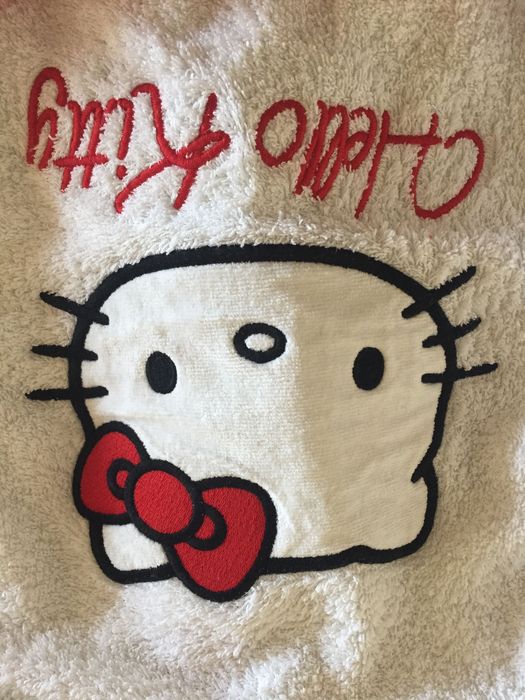 Robe Hello Kitty tamanho 6 anos branco