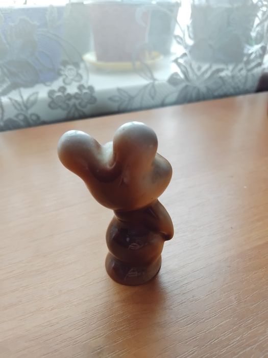 Порцелянові статуетки