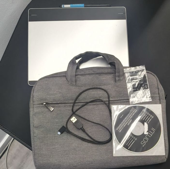 Mesa de desenho da Wacom (LER DESCRIÇÃO)