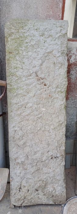 Banco jardim de pedra