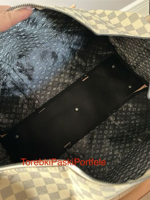 Nowa torba podróżna Louis Vuitton.