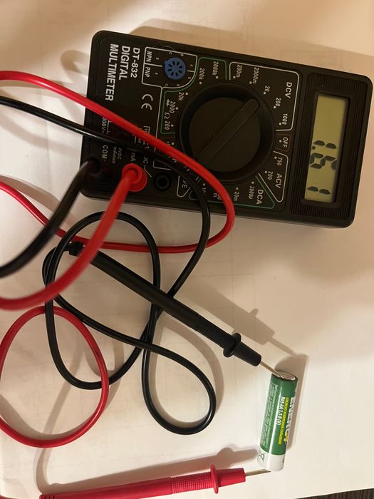 Продам мультиметр DT-832