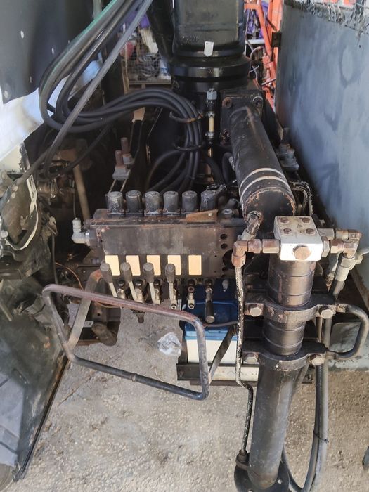 Mitsubishi Canter FE 444 c/grua