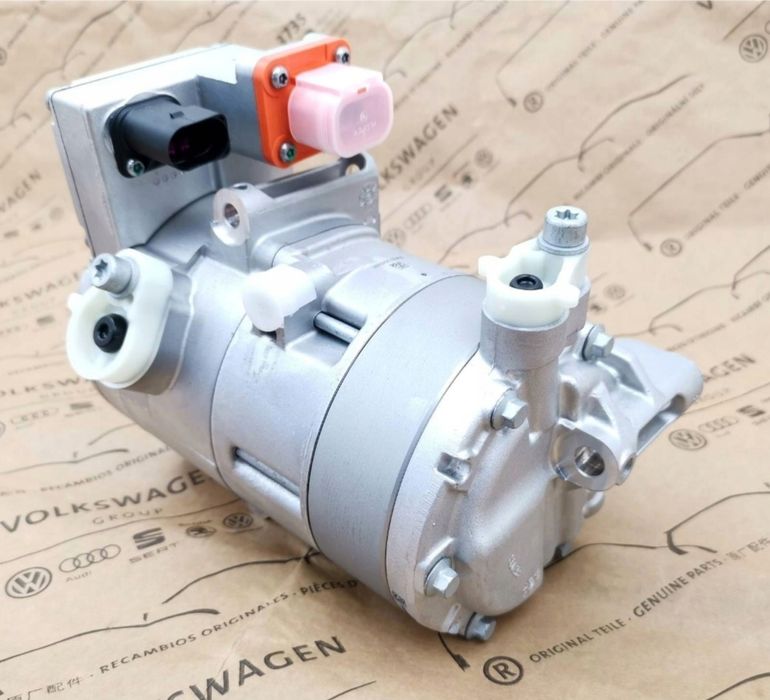 Компресор кондиціонера(тепловий насос)5QE820803 5QE820803A