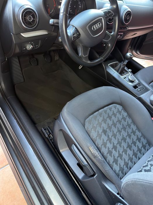 Vendo audi A3 Sport 1.6 TDI