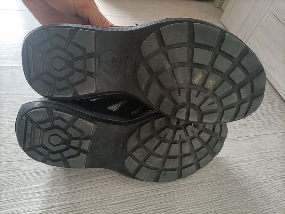 Buty robocze z blachą przemysłowe  40 25,5cm uniwersalne zalando