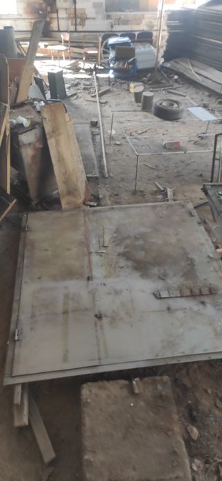 Гаражные ворота с рамой