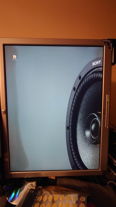 3 monitores HP L2035 20" 100€ todos