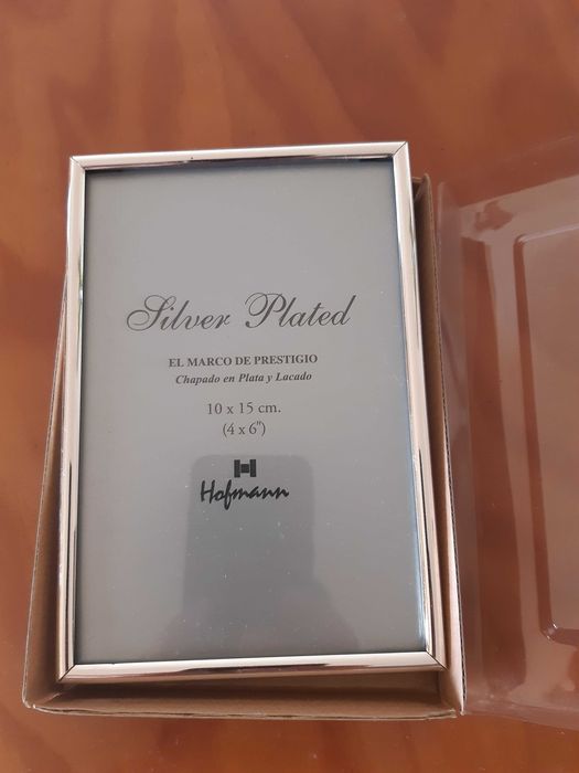 Moldura chapada a prata