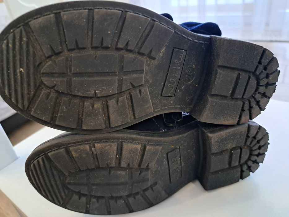 Buty dziewczęce rozmiar 26