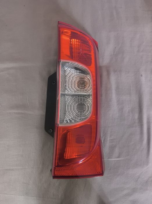 Фара задній стоп сигнал (Правий) Citroen nemo Fiat fiorino Peugeot bip