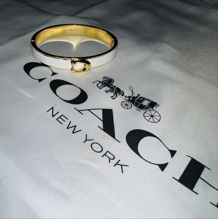 Браслети Coach колекція 2025