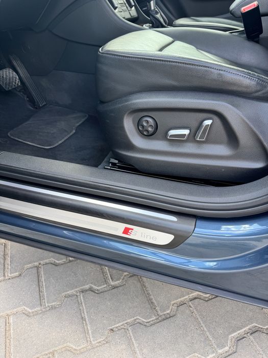 Audi q3  S  line