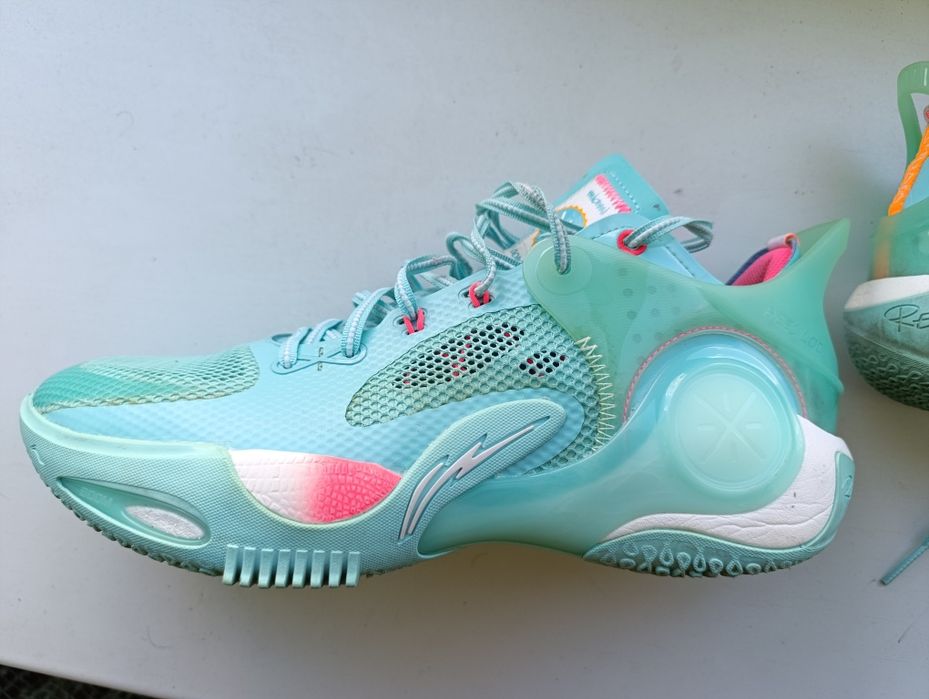 Баскетбольні кросівки Li- Ning fission 8 професійні