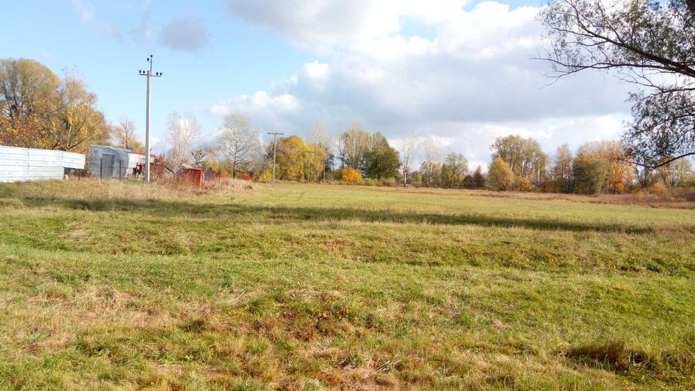 Терміново продам земельну ділянку.