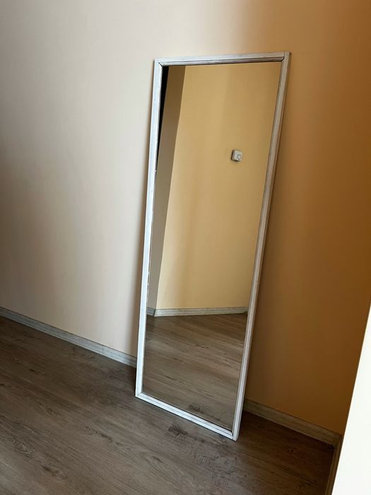 Дзеркало підлогове в повний зріст