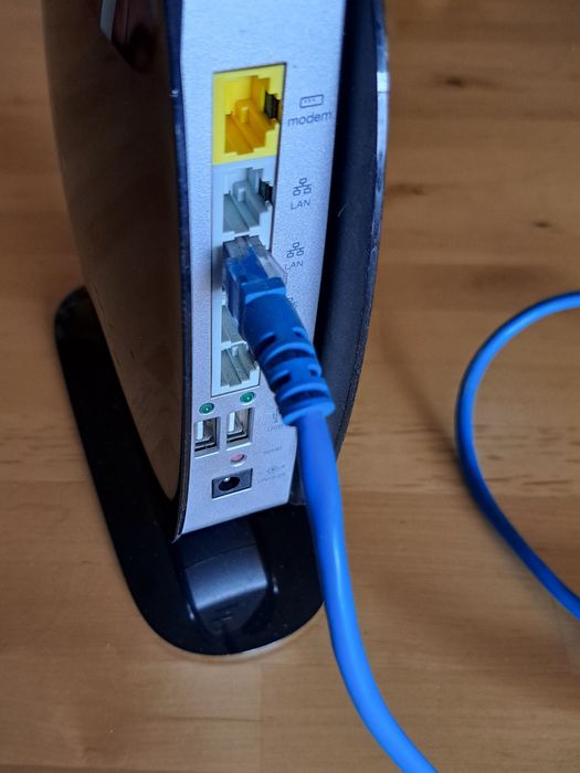 Belkin N750 DB Wireless N+ – Szybki i Inteligentny Router Dual-Band