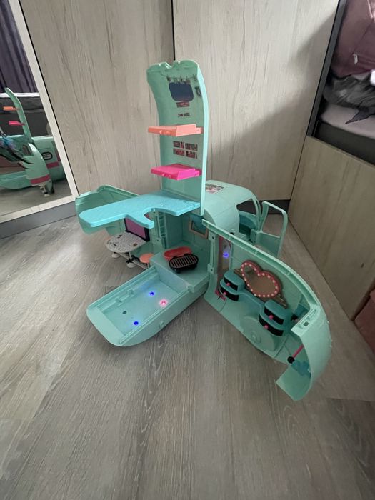 Автобус ЛОЛ. Ігровий набір L.O.L. Surprise Glam N' Go Campе