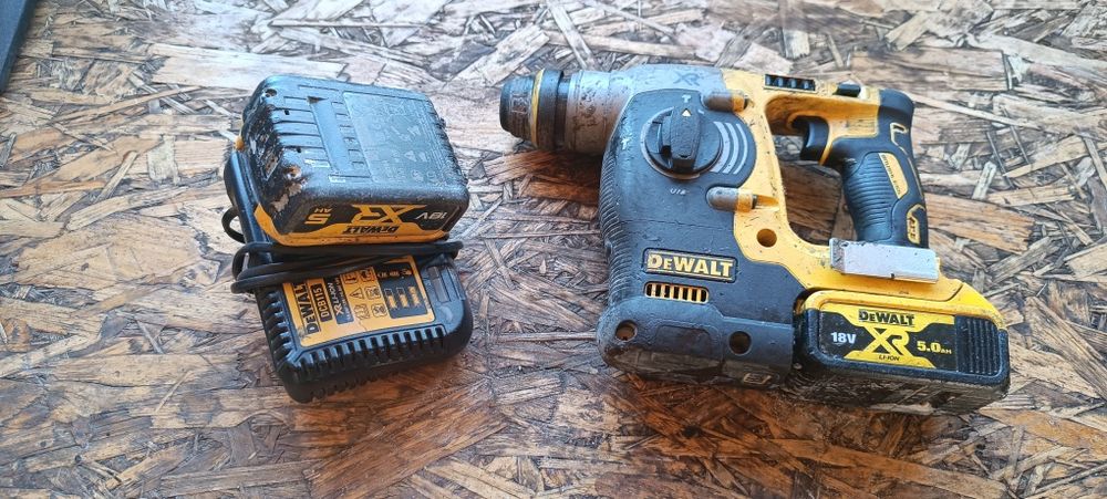 Młotowiertarka dewalt dch 273p2