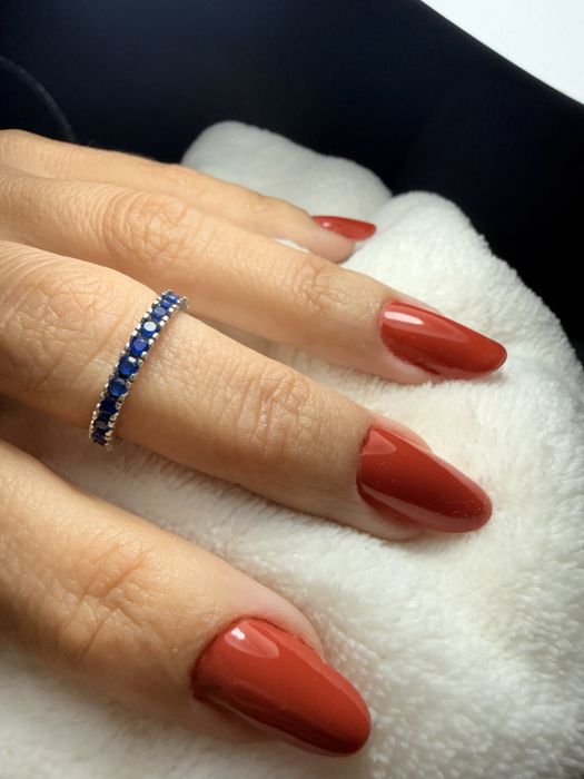 Neil designer/ spa dos pes/ manicure e pedicure