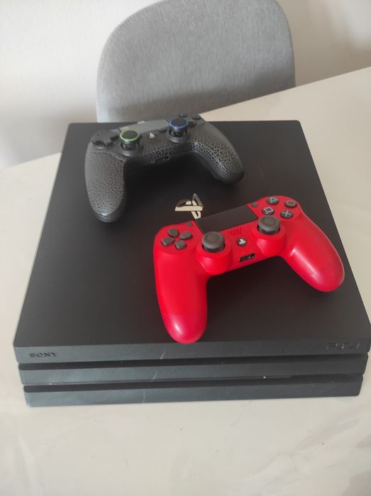 PlayStation 4 Pro 1Tb desbloqueada