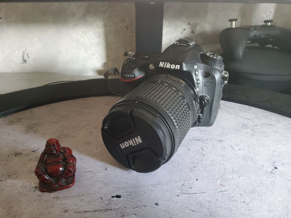 Nikon D7200 kit (18-140mm VR) (плюс много всего): 35 000 грн