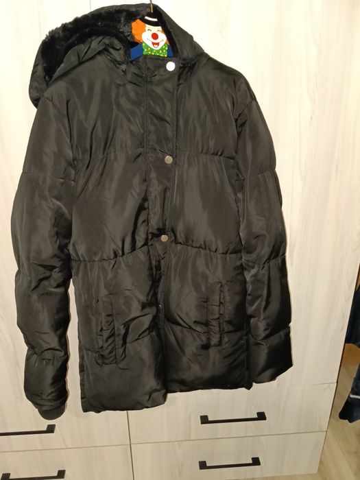 Дарую різні жіночі речі