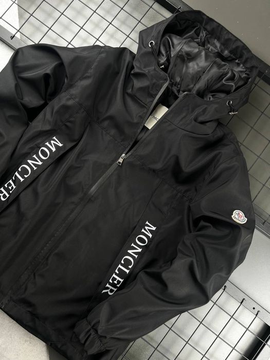 Куртки вітровки Moncle r,Guci,Burbery