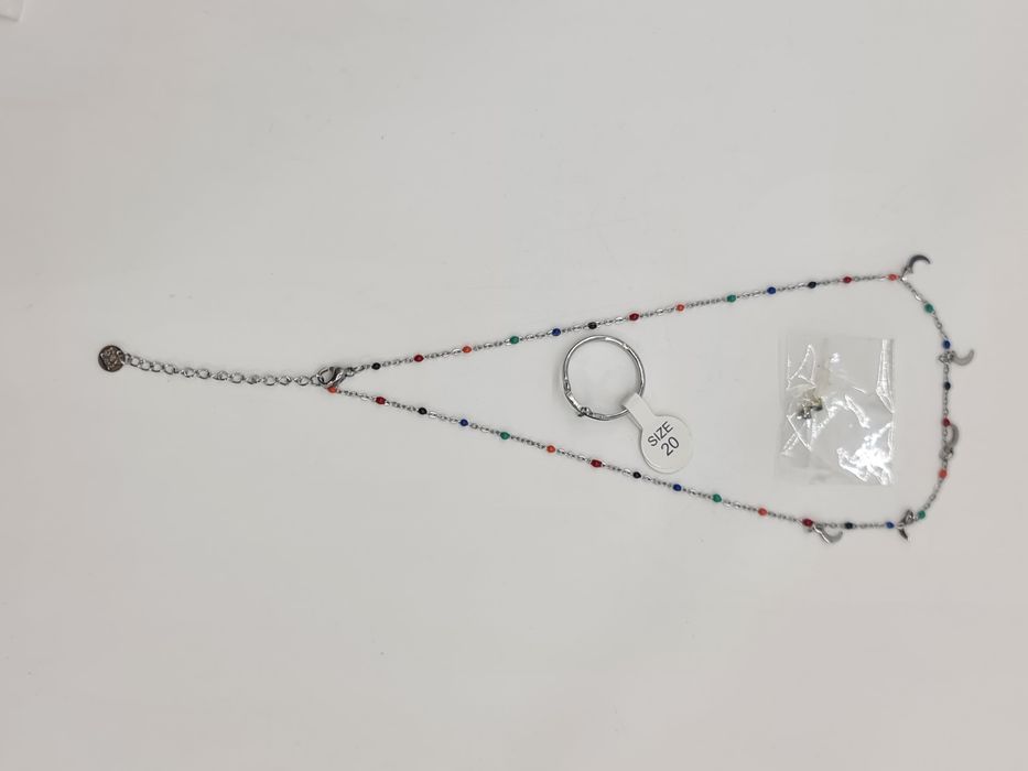 Conjunto de colar, anel e par de brincos