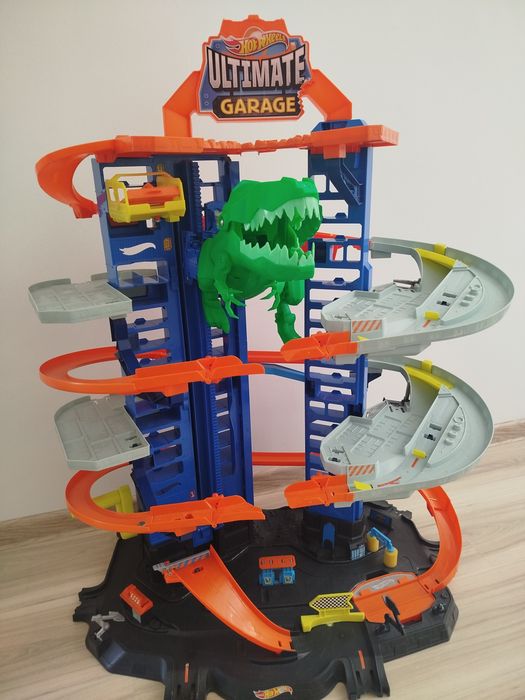 Hot Wheels, mega garaż T-Rexa