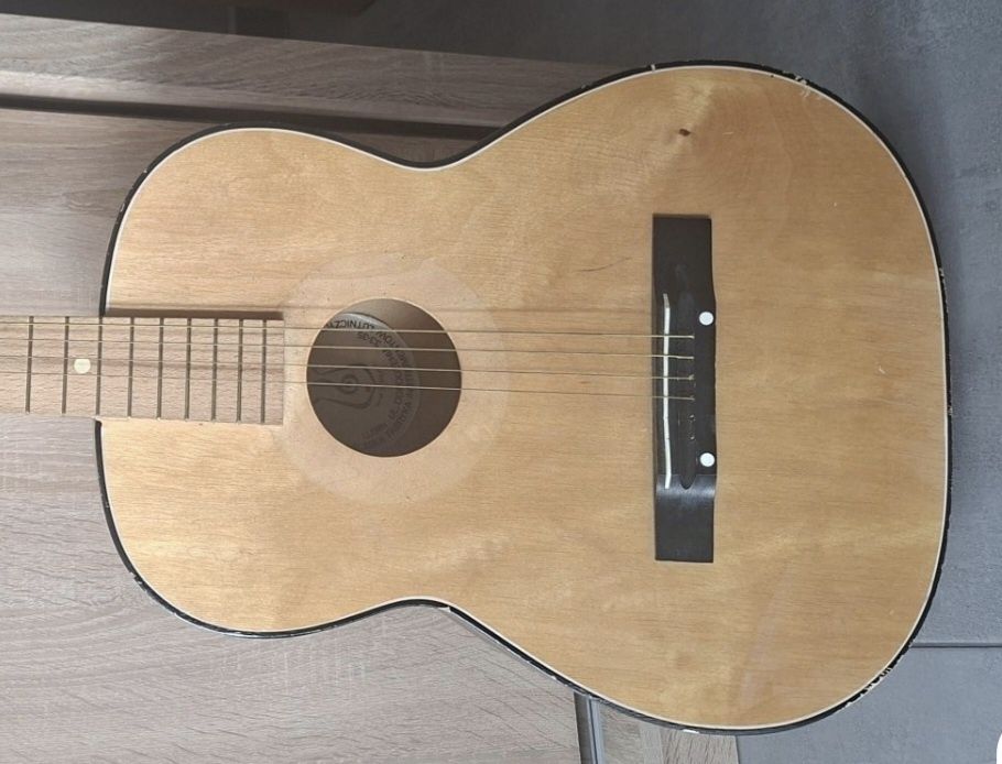 Gitara DEFIL Kolekcjonerski Stan  z czasów PRLu.